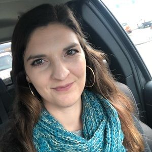 Meet your Posher, Amy